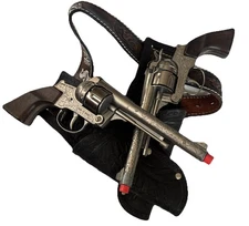 Wild West Classic Diecast Cap Gun Gonher / Spain Silver 122 Two Guns & Holster!