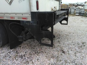 Replaces 2011 MAXON LIFT GATE ASSEMBLY 3847342