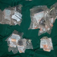 (Lot of 21) Assortment - HYDRA-ZORB and CUSH-A-CLAMP supports ~~ R603