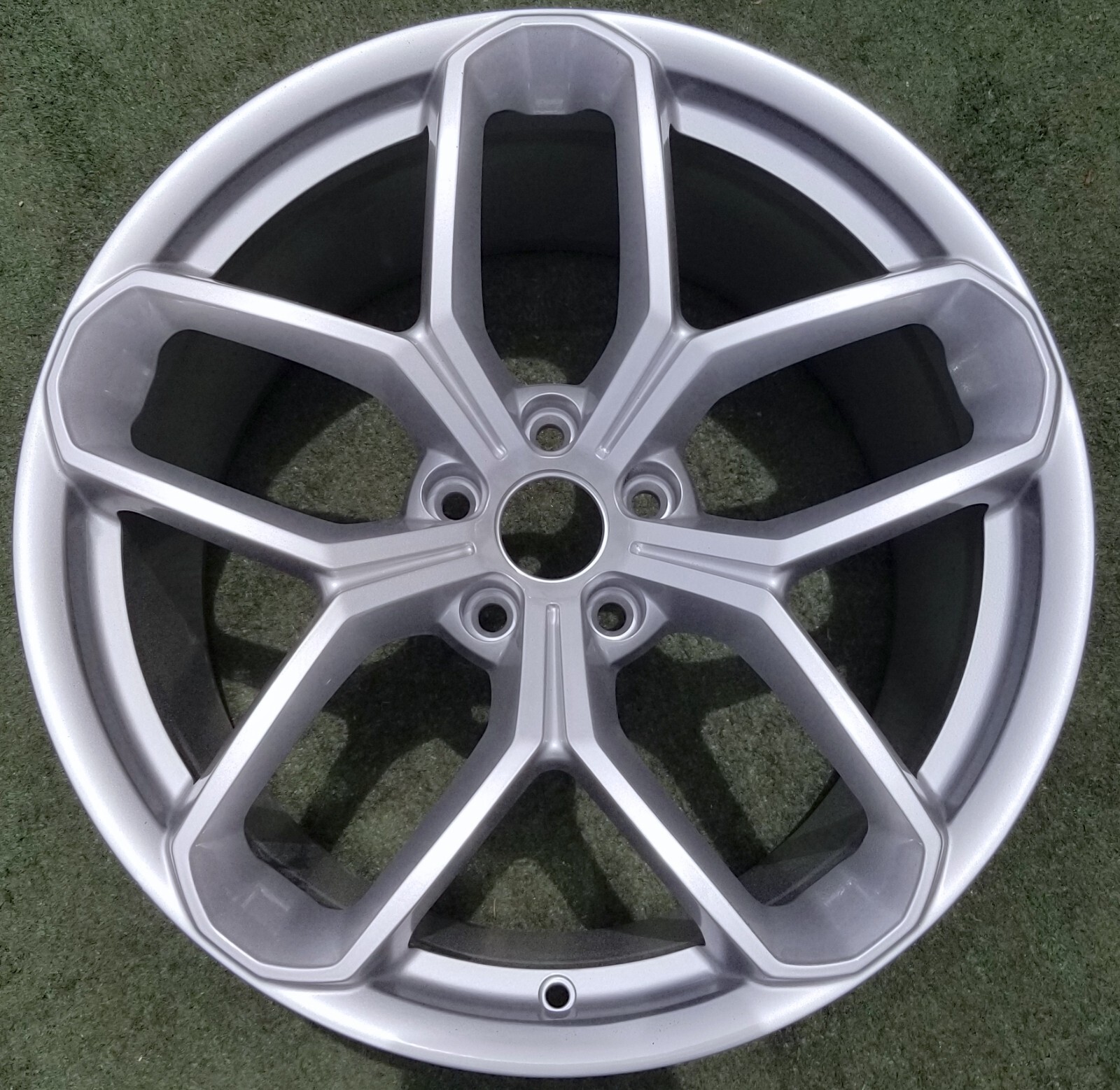 Factory Lamborghini Huracan KARI Wheel Genuine Perfect OEM Rear 19 in 4T0601017K