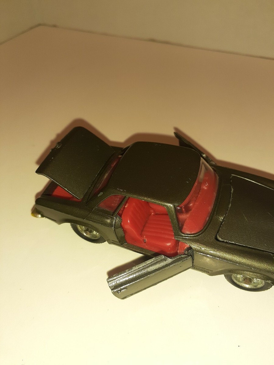 A collectible scale model Mercedes-Benz 230 SL Rally from Altaya