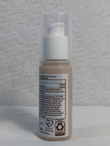 Loción protectora solar Hawaiian Tropic leche mineral tintada facial FPS 30, 1,7 fl oz. Nuevo - Imagen 4 de 12
