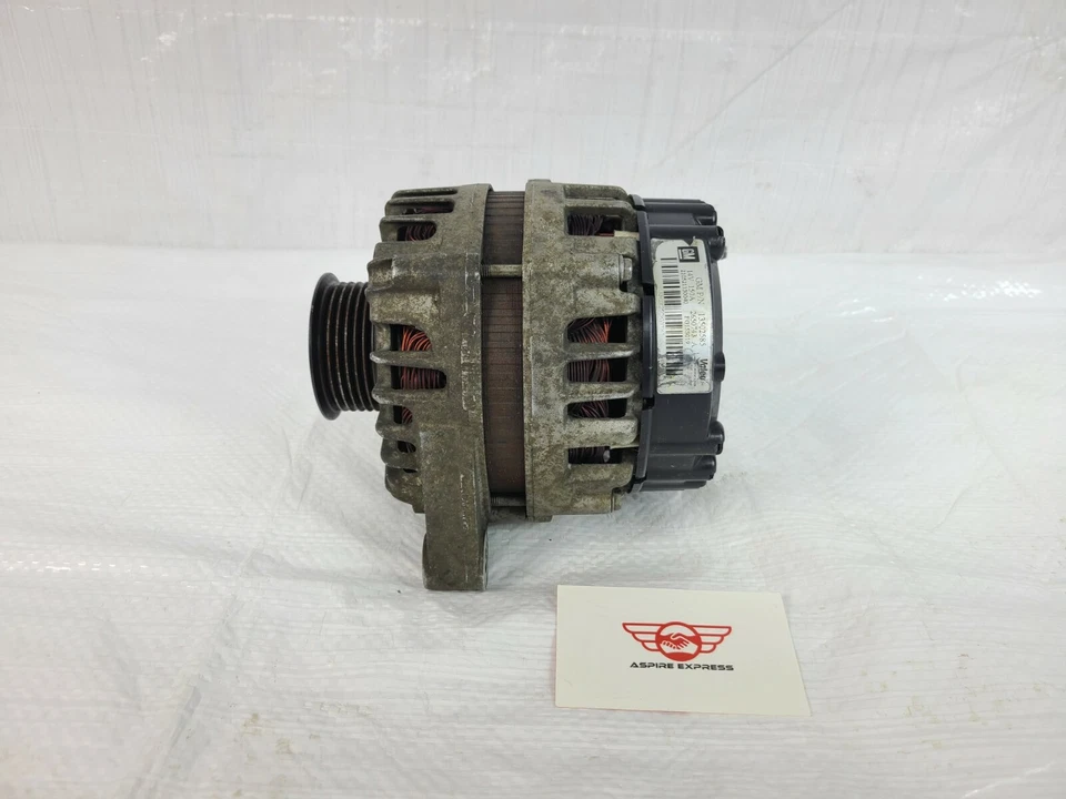 GMC Terrain Alternator Generator 2010 2011 2012 3,0 L AWD OEM 13502585 Foto 3 de 4