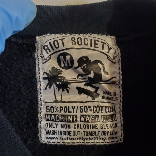 Riot Society Black Go Commando Army Bear Graphic M Sweatshirt Pullover Shirt Top - Picture 7 of 12