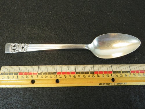 Coronation 1936 Teaspoons Dinner Knives Salad Forks Community Oneida Choice - Picture 19 of 30