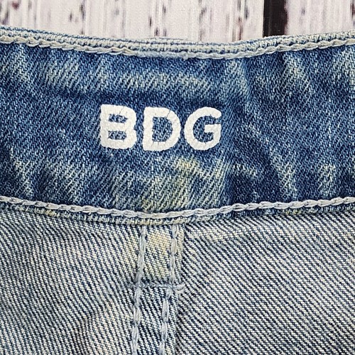 BDG Women’s Size 27” High Rise Erin Denim Jean Shorts - Picture 7 of 16