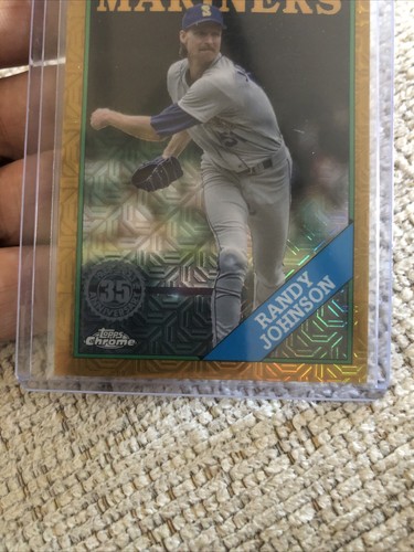 Randy Johnson 2023 Topps Series 1 Silver Pack Gold Parallel Mojo Chrome #01/50! - Picture 4 of 7