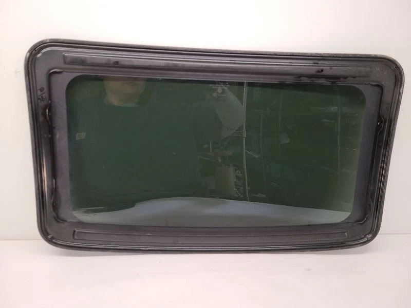 2001-2010 CHRYSLER PT CRUISER Roof Glass Only 05016632AB - Imagem 4 de 4