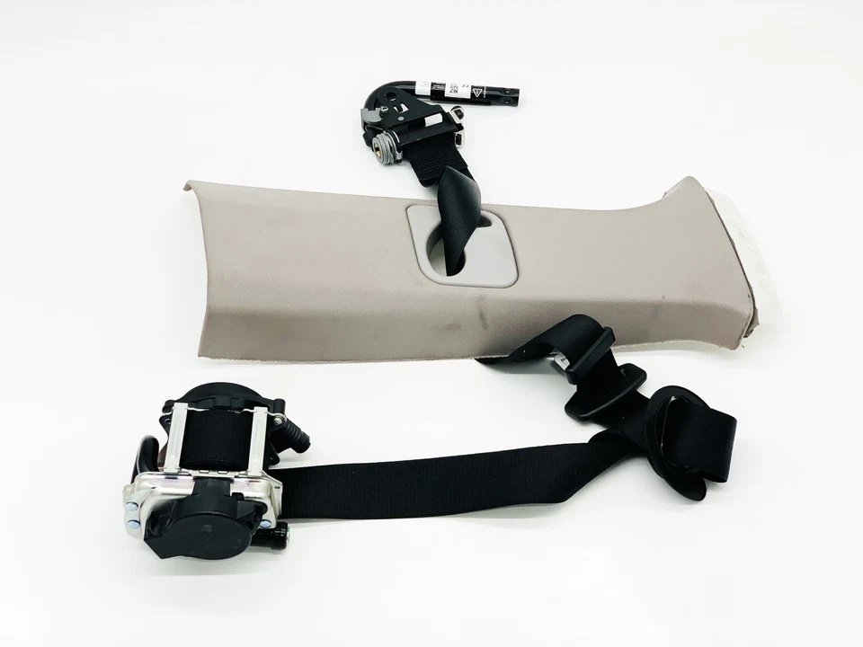 2014-2018 BMW X5 X6 (F15 F16) RIGHT FRONT PASSENGER SEATBELT RETRACTOR (BLACK) - Image 4 of 4