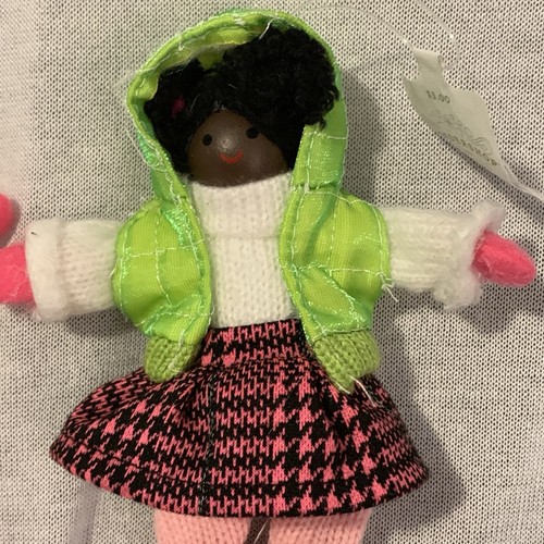 Target Wondershop Christmas 2023 Felt Wood Ornaments SNOWBOARDING Girls-2 Set - Picture 3 of 4