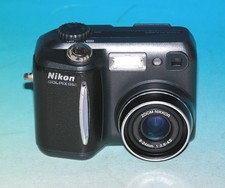 Nikon COOLPIX 885 3.2MP Digital Camera - Black 6771