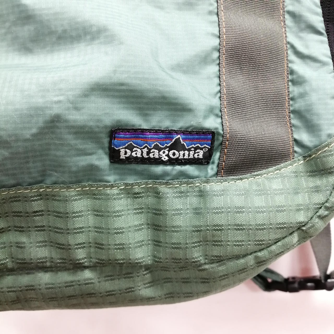 Nylon backpack Model number 2009 model 48806F9 PA… - image 2