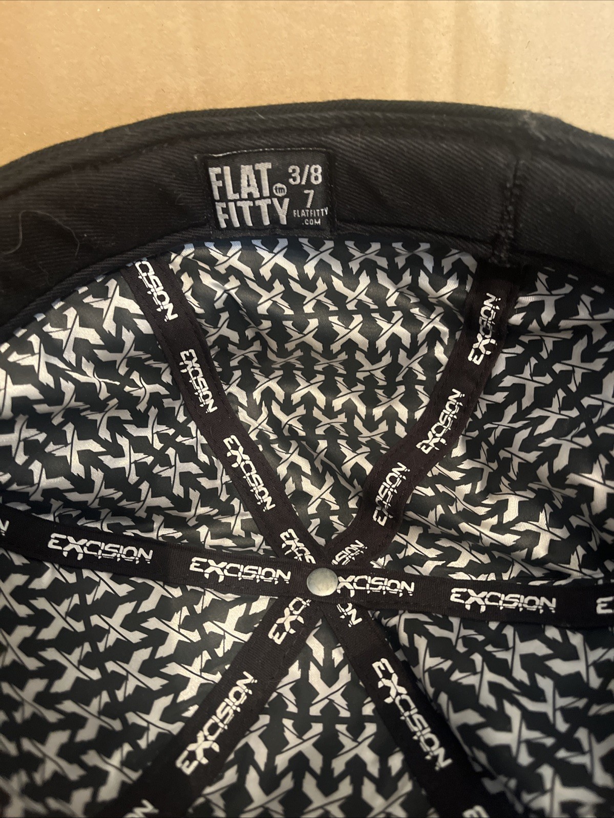 black Transformers Autobots snapback cap - image 4