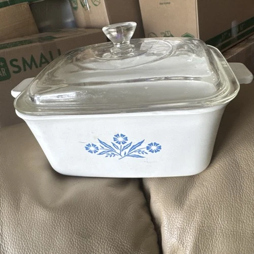 VTG Corning Ware Blue Cornflower P-1 1/2-B 1.5 Qt Casserole Dish w pyrex A7C Lid