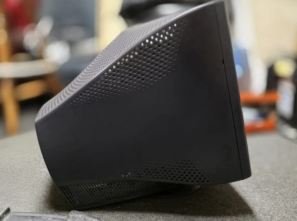 21" Trinitron CRT  by Sony for Dell P1130 - Image 3 of 4