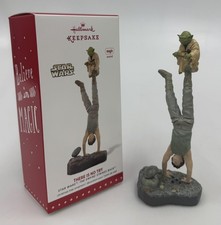 2015 Hallmark Keepsake Star Wars Yoda There Is No Try Ornament Magic Sound NEW