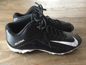 nike alpha shark 2 mid