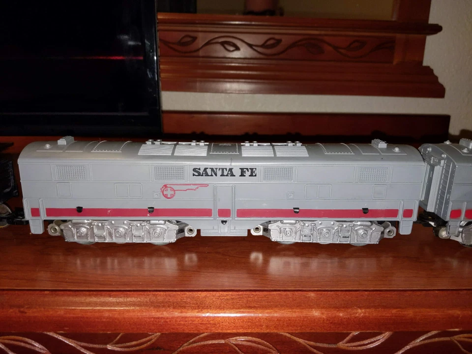 Vintage Marx Happi Time 7 pieces Electric Train O Gauge 1095 Santa Fe. - Image 4 of 4