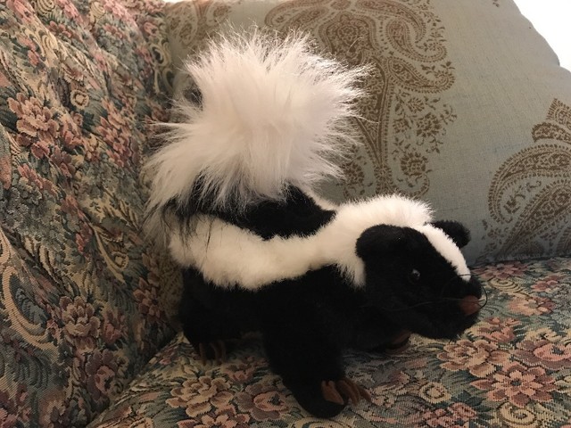 stuffed skunk toy