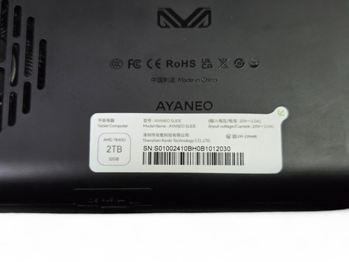 AYANEO SLIDE 7840U nero 32 GB RAM 2 TB Ryzen 7 SSD PC portatile quasi come nuovo JP - Foto 8 di 16