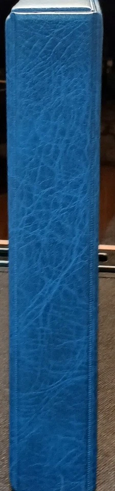 Álbum e estojo de selos Lindner azul 18 anéis - Imagem 3 de 4