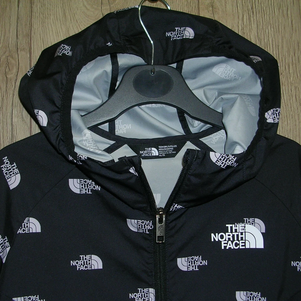 The North Face Girls Black Hooded Raincoat Windcheater Jacket Coat Age 12-13 - Image 2 of 4