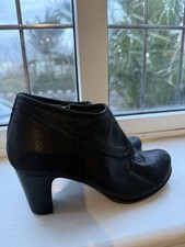 Homers Artisan Beautiful Comfortable Leather Shoes Size 6(39)