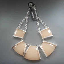 JAEGER Bold Chunky Necklace cream and gold tone Acrylic Geometric Necklace BNWT
