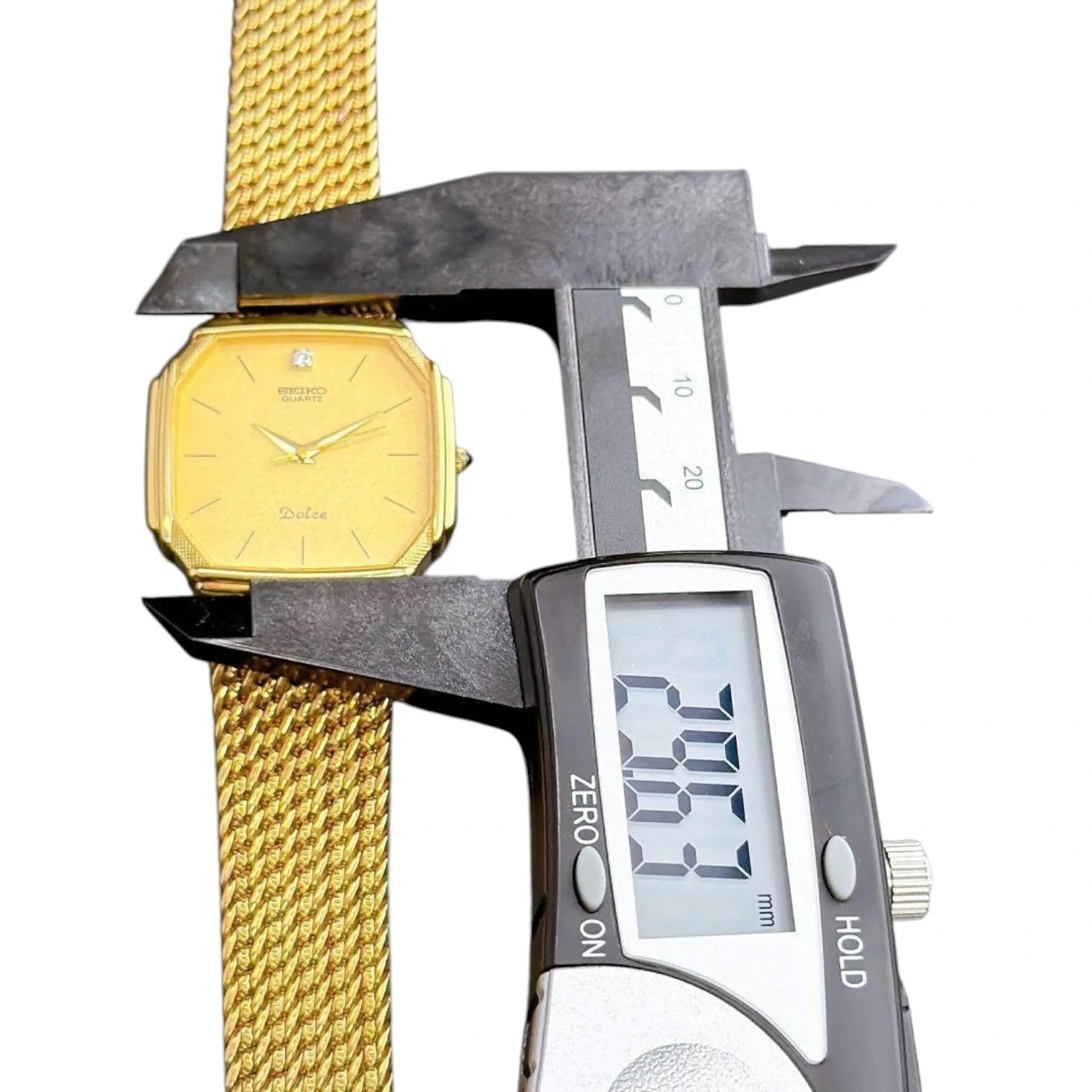 Seiko Dolce 7731-5000 Gold Diamond 29mm Quartz Tank Watch image 6