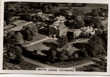 00855 Britain From The Air Senior Service Cigarette Card, White Lodge Richmond