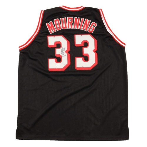 ALONZO MOURNING オーセンティックジャージ Vintage Alonzo Mourning White Charlotte Hornets Champion
