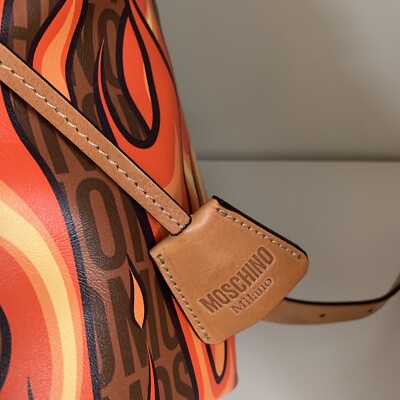 Moschino SpongeBob Calfskin Backpack | eBay display picture 2