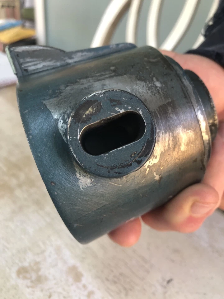 Chevrolet Biscayne Belair Impala 1963 carcasa de cambio de columna automática Foto 4 de 4