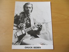 CHUCK BERRY - UK PROMO PRESS PHOTO - 10 x 8 INCHES (Q)