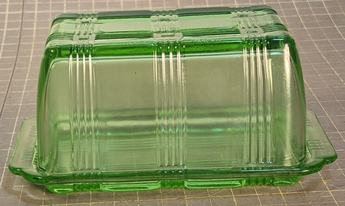Hazel Atlas Green Depression Uranium Vaseline Lg Glass Butter Dish Criss Cross