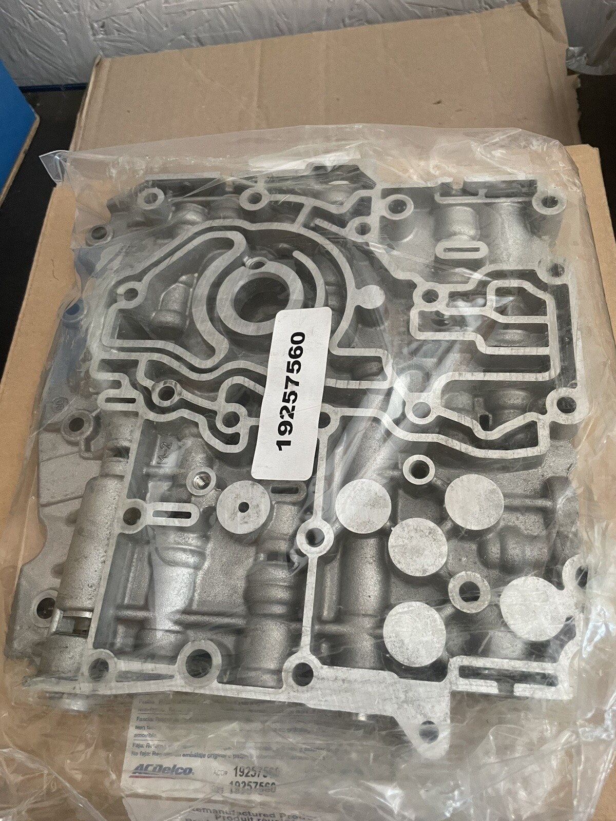 Genuine 08-11 Buick Chevrolet Pontiac Remanufactured Transmission 