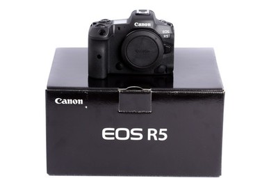 CANON EOS R5 nur Gehäuse, body  - ca. 2000 clicks  *  Fotofachhändler *