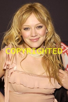 HILARY DUFF hot CANDID PHOTO HF-1539 | eBay