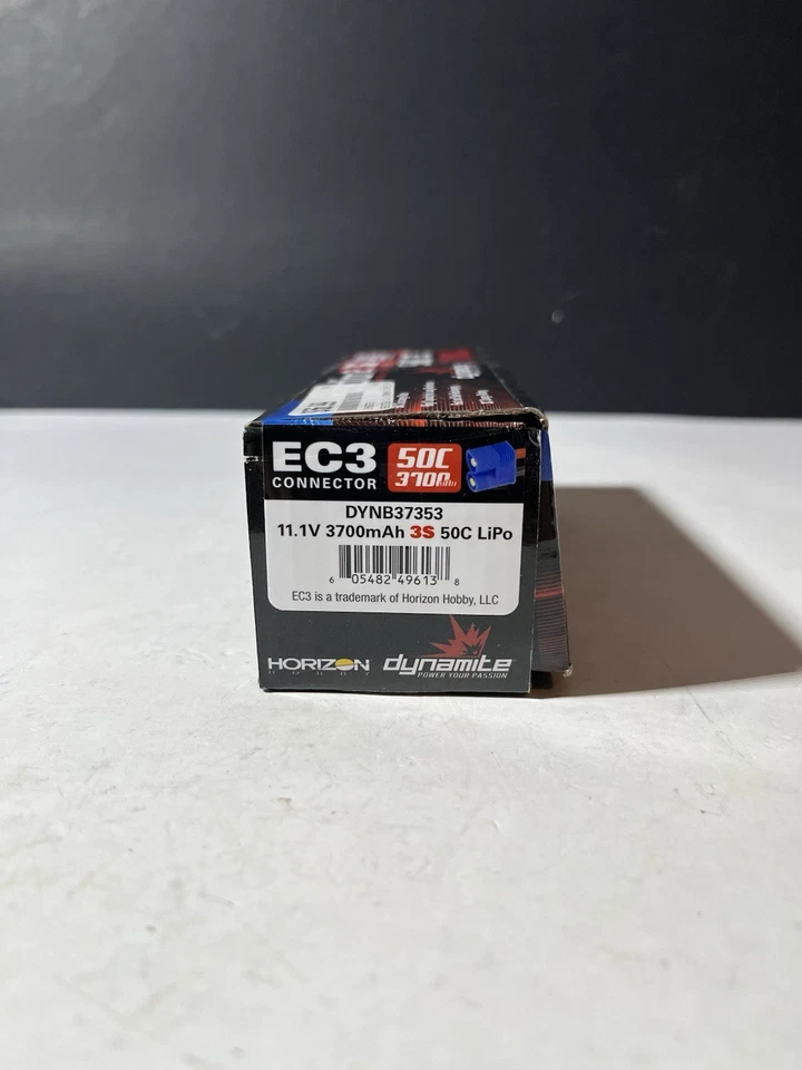 Dynamite 11.1V 3700mAh Reaction 2 3S 50C Lipo Battery - EC3 - Image 2 of 4