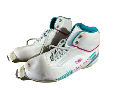 AALTONEN Nordic Cross Country Ski Boots Ladies EU38 US6 SNS Old Profile 1224