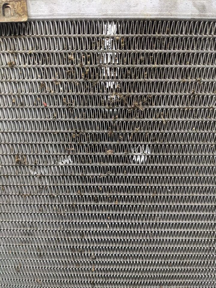 Radiador 8-350 con enfriador de aceite de motor compatible con 94-96 Fleetwood 1144061 Foto 2 de 4