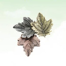  Women Christmas Brooch Elegant Beautiful Stylish Vintage Tricolor Maple Leaves