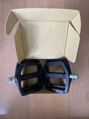 Burgtec MK4 Composite Pedale - Schwarz