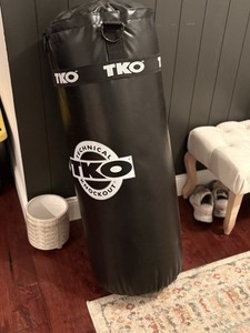 TKO Punching Bag 50lbs Good Condition $60