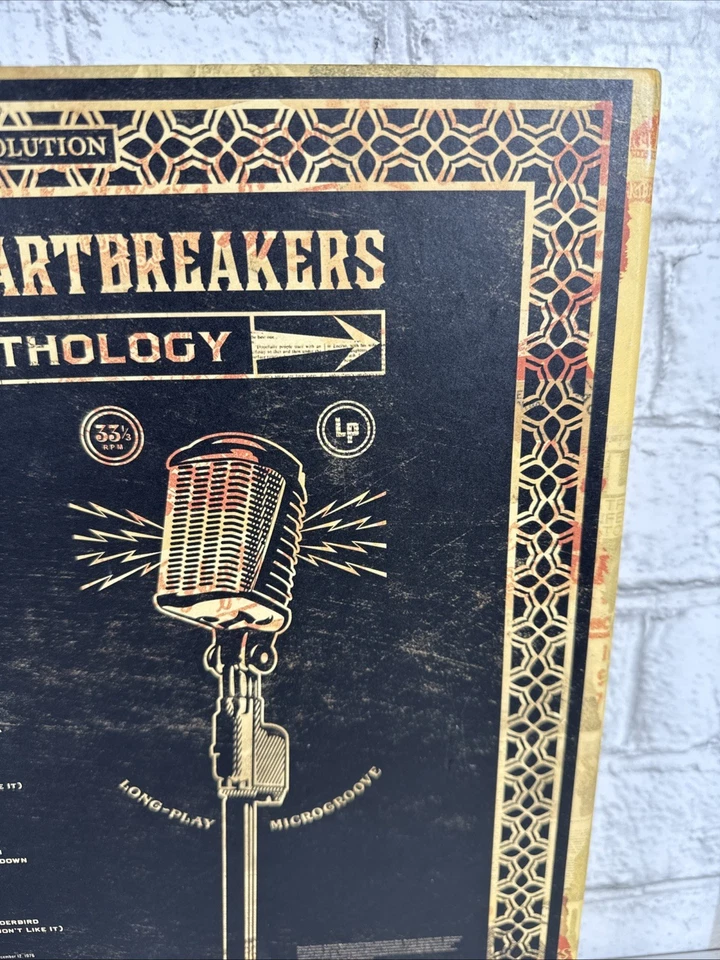 Live Anthology by Tom Petty & Heartbreakers 5CD/2DVD/Vinyl/Blu-ray Box Set - Image 4 of 4
