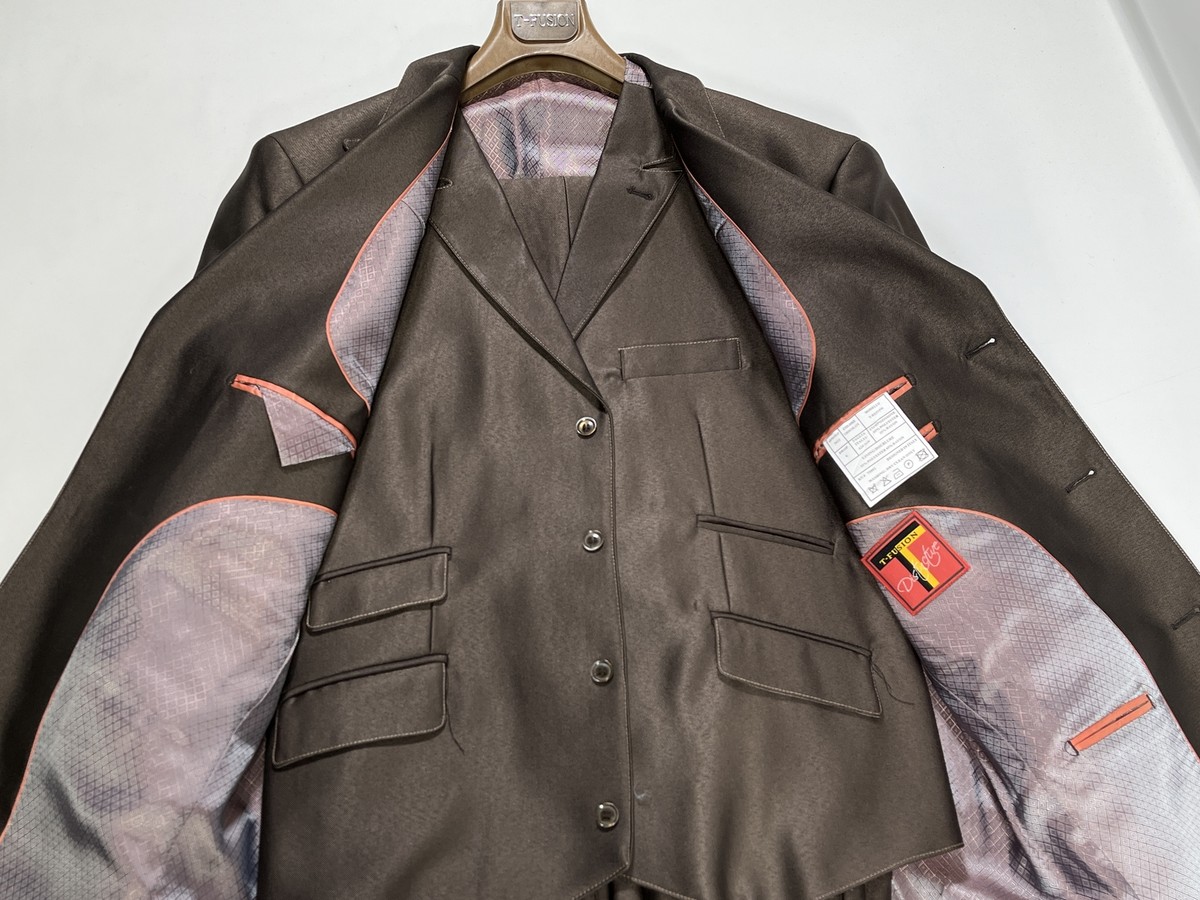 Mens T Fusion Chocolate Brown 3 Piece Suit Size 42R 36W NEW
