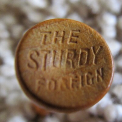 VERY UNIQUE USED VINTAGE WOOD GOLF TEE  BOWL IMPRINTED ''THE STURDY FOREIGN''