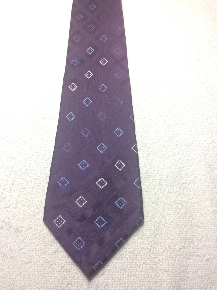 CORBATA HOMBRE GEOFFREY BEENE MORADA CON AZUL Y BLANCO 3,75 X 61 Foto 2 de 4