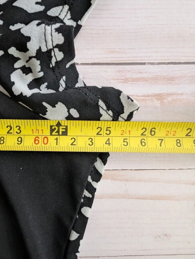 Blusa para mujer Liz Claiborne talla 2X negra blanca azul patrón manga corta Foto 4 de 4