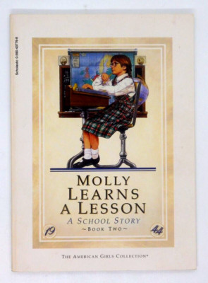 Book Children Molly Learns A Lesson Book Two American Girl Collection